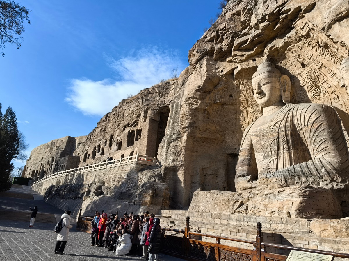 Datong: Yungang Grottoes Small Group 